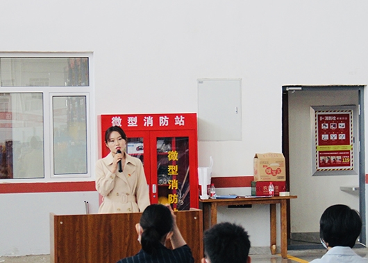 萬(wàn)和項(xiàng)目管理公司劉亞茹同志代表玉泉區(qū)非公經(jīng)濟(jì)組織參加“時(shí)代青年說”主題分享會(huì)